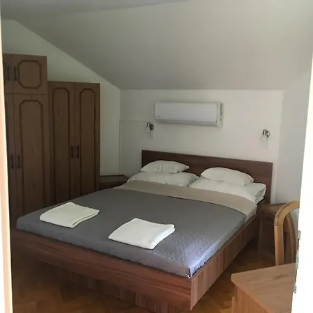 Center Apartmanhaz בית הארחה Hajdúszoboszló