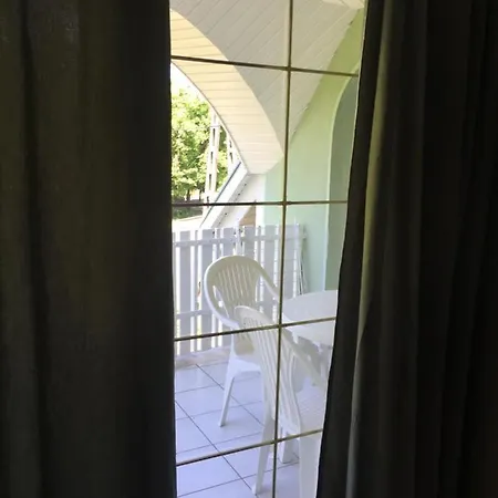 Center Apartmanhaz בית הארחה *