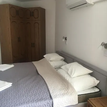 Center Apartmanhaz