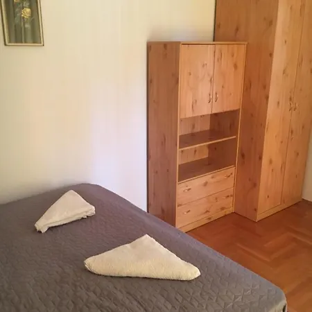 Center Apartmanhaz בית הארחה Hajdúszoboszló